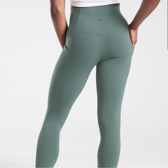 Salutation Stash Pocket II Tight - Picture 2 of 9